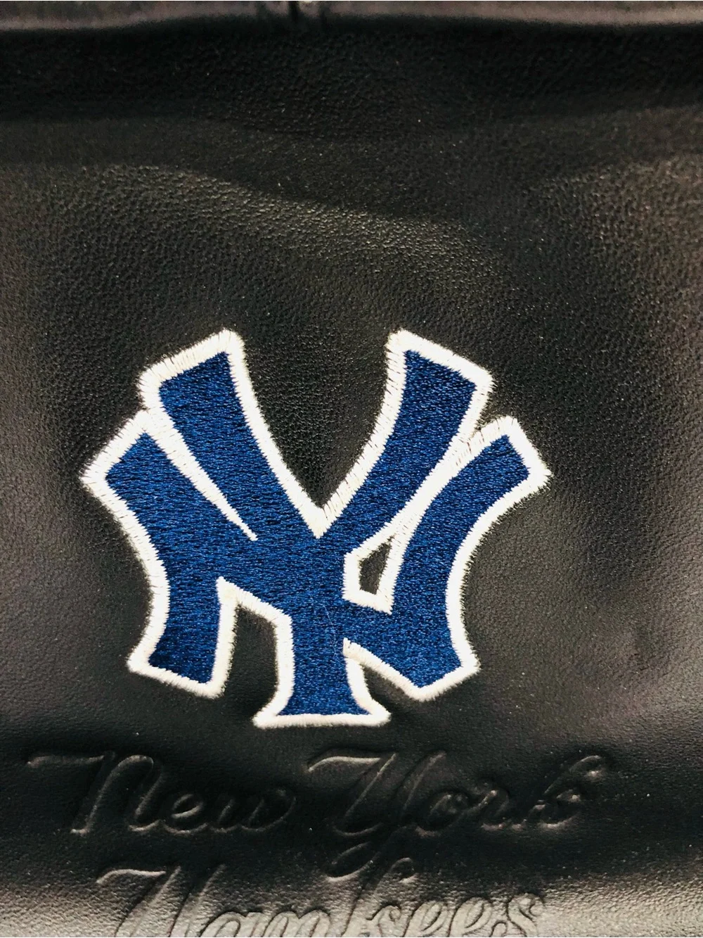 Danbury Mint MLB NY Yankees Brazilian All Leather Carry On Overnight Bag Laptop